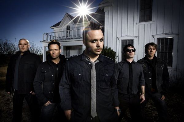 Any Man In America Tour feat Blue October – REVIEW