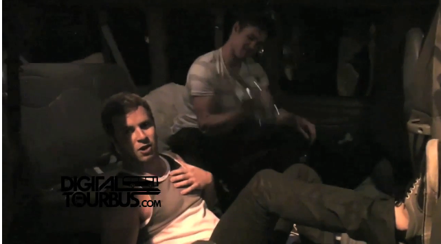 Fight Fair – BUS INVADERS Ep. 40