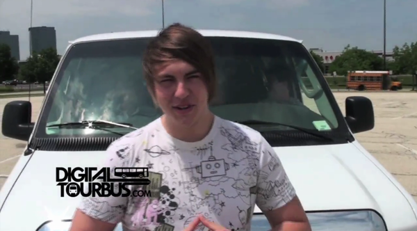 Just Left – BUS INVADERS Ep. 162