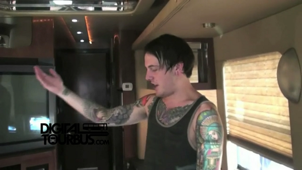 Chelsea Grin – BUS INVADERS Ep. 301