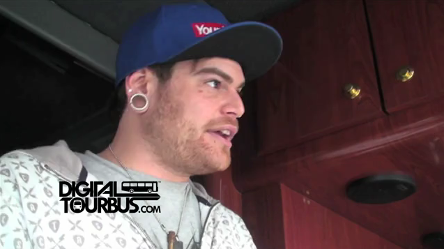 Emmure – BUS INVADERS Ep. 220