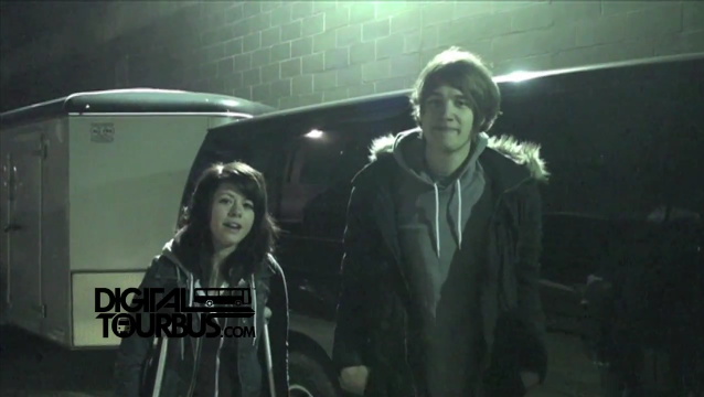 We Are The In Crowd – BUS INVADERS Ep. 290