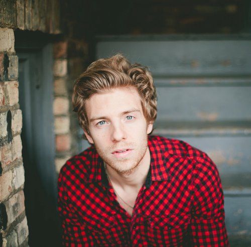 Andrew Belle Announces East and West Coast Tours