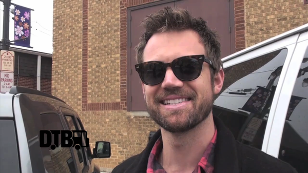 Tyler Hilton – BUS INVADERS Ep. 472 [VIDEO]