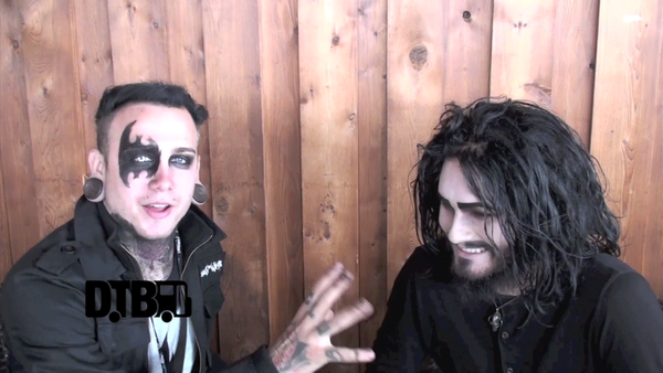 Motionless In White – CRAZY TOUR STORIES [VIDEO]