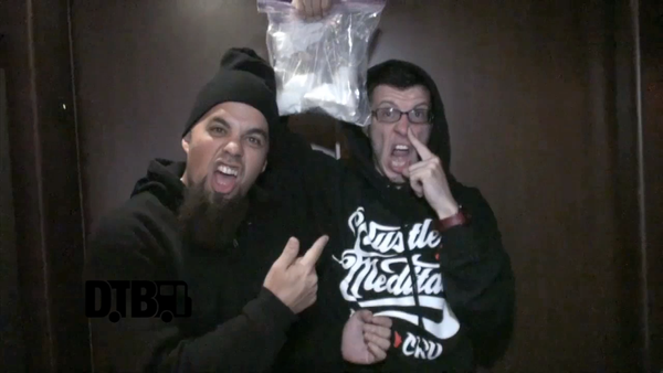 CES CRU / Stevie Stone / ¡Mayday! – BUS INVADERS Ep. 524