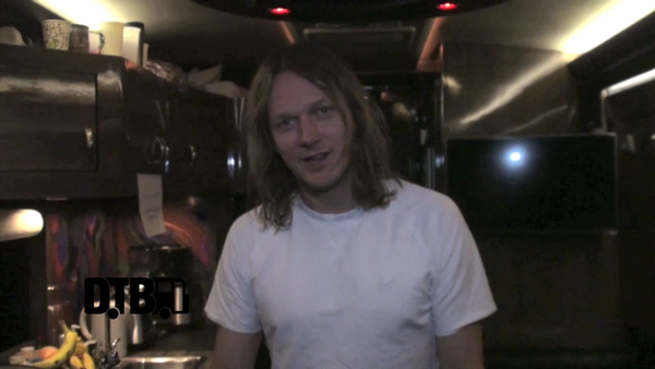 Children of Bodom – BUS INVADERS Ep. 604 [VIDEO]