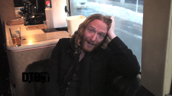 Dark Tranquillity – CRAZY TOUR STORIES [VIDEO]