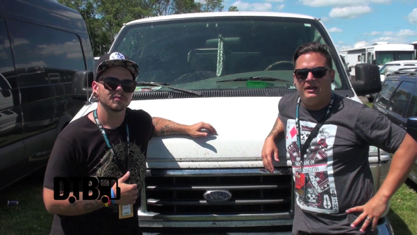 Uh-huh Baby Yeah! – BUS INVADERS Ep. 668 [VIDEO]