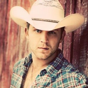 Justin Moore Adds Second Leg to “Off The Beaten Path Tour”
