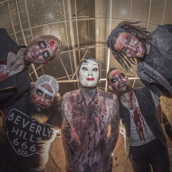 Kissing Candice – PRESHOW RITUALS