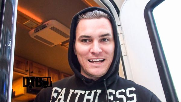 The Amity Affliction – BUS INVADERS Ep. 772 [VIDEO]