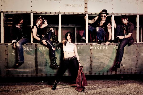 Midnight Mob – CRAZY TOUR STORIES