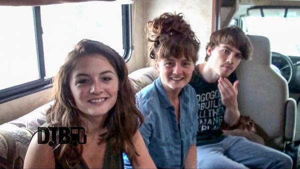 The Hunts – CRAZY TOUR STORIES Ep. 332 [VIDEO]