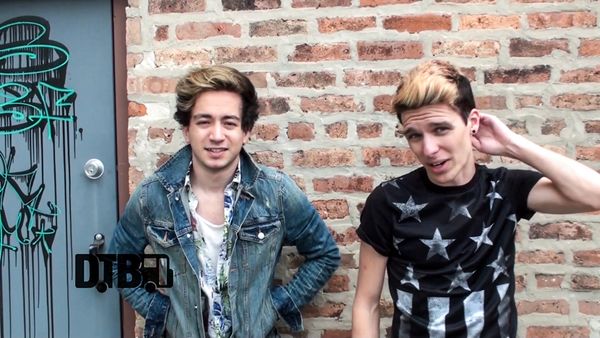 The Weekend Riot – CRAZY TOUR STORIES Ep. 334 [VIDEO]