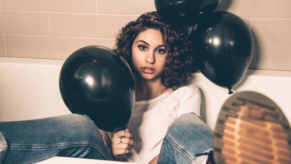Alessia Cara Announces the North American “Know-It-All Tour”