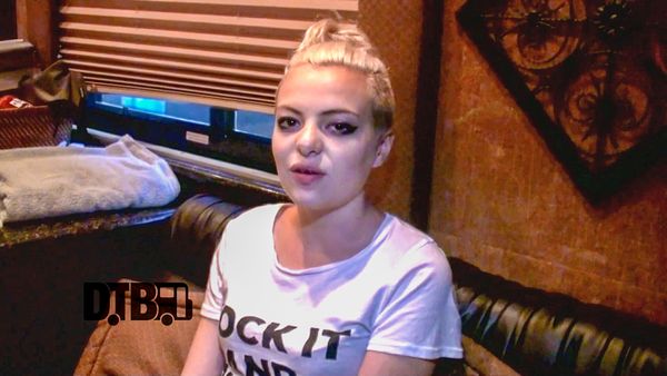 Kaya Stewart – TOUR TIPS (Top 5) Ep. 385 [VIDEO]