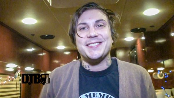 Frank Iero – BUS INVADERS Ep. 927 [VIDEO]