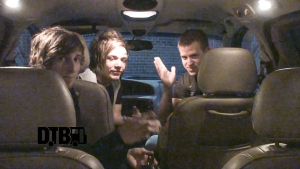 Finding The Warren – BUS INVADERS (The Lost Episodes) Ep. 155 [VIDEO]