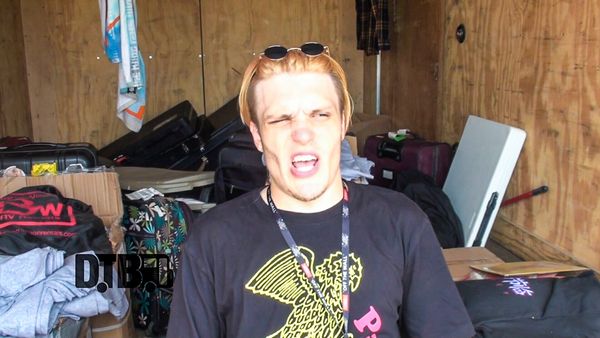 Neck Deep – DREAM TOUR Ep. 358 [VIDEO]