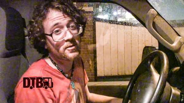 Jacob Fred Jazz Odyssey – BUS INVADERS (The Lost Episodes) Ep. 160 [VIDEO]