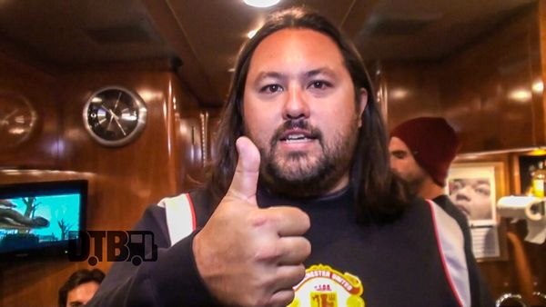 Iration – BUS INVADERS Ep. 1000 [VIDEO]