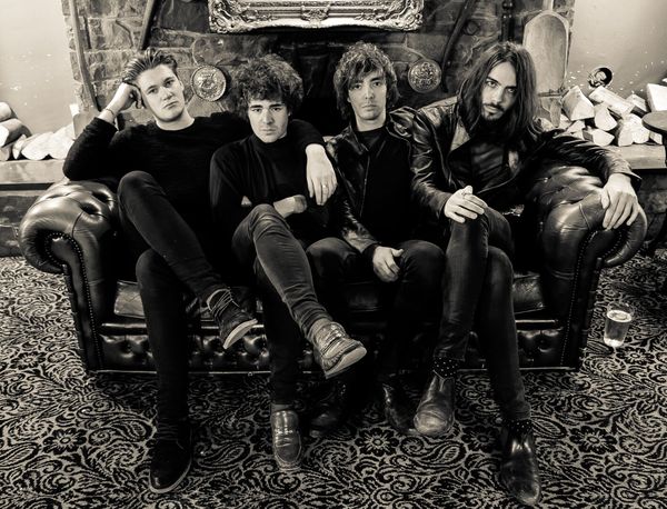 Hello Operator – PRESHOW RITUALS