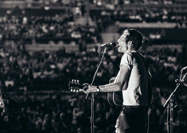 Dan Layus Announces 2017 U.S. Tour