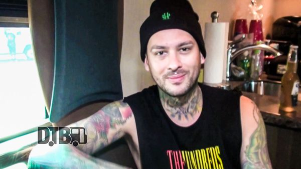 Pierce The Veil – TOUR PRANKS Ep. 235 [VIDEO]