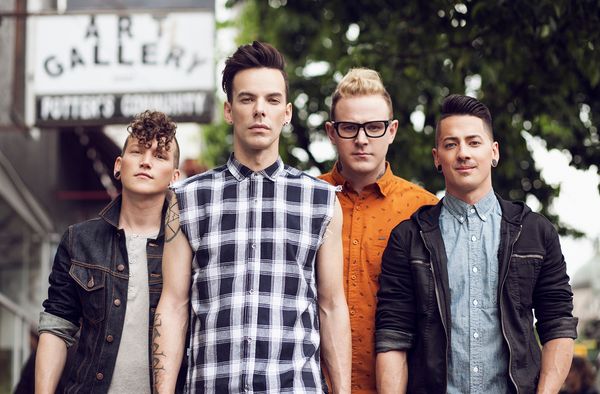 The New Electric – PRESHOW RITUALS