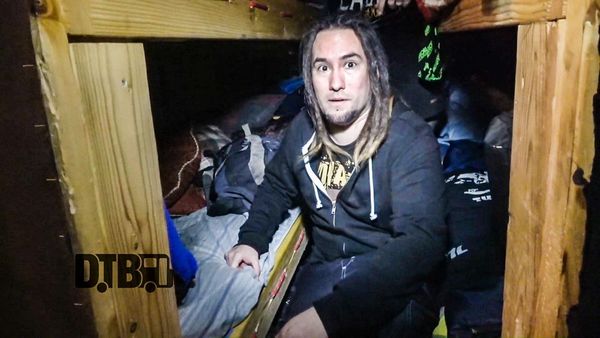 Dead Horse Trauma – BUS INVADERS Ep. 1200 [VIDEO]