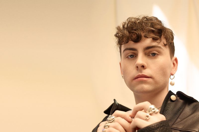 Tom King DREAM TOUR Digital Tour Bus